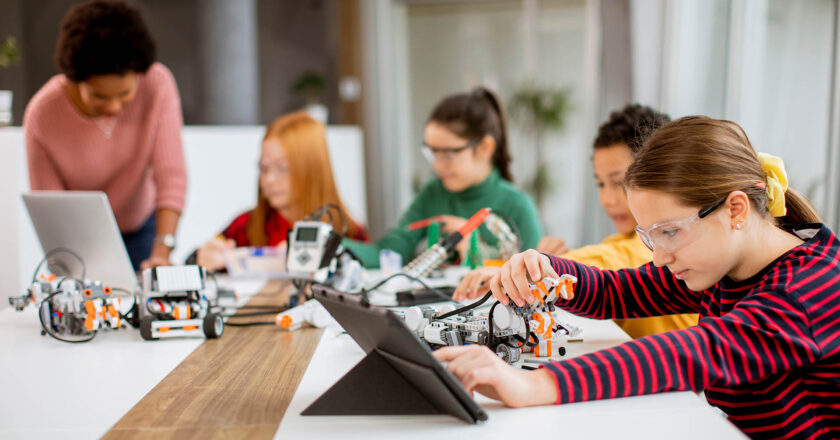 Coding and Crafting: Fostering Art with Robotics and Python for Kids